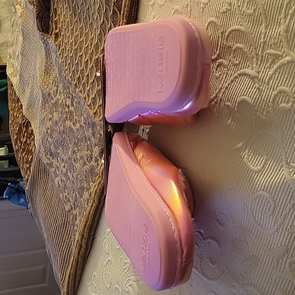New Kensie Beautiful Slippers Size 9 - Picture 4 of 12